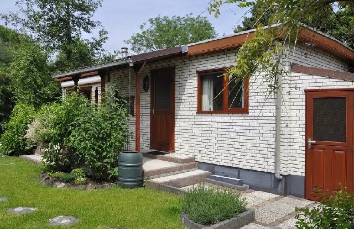 Vinkeveen aan Water – Eigen Grond, 10%+ Rendement, Vakantie, Open haard, Noord-Holland, Recreatiepark, 1 slaapkamer
