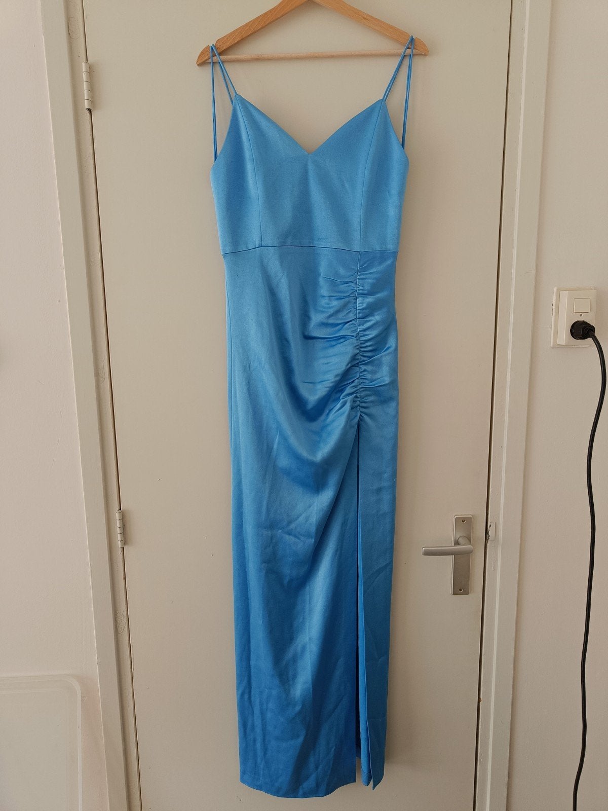 Prachtige blauwe jurk van Alice + Olivia, Blauw, Nieuw, Maat 36 (S), Onder de knie