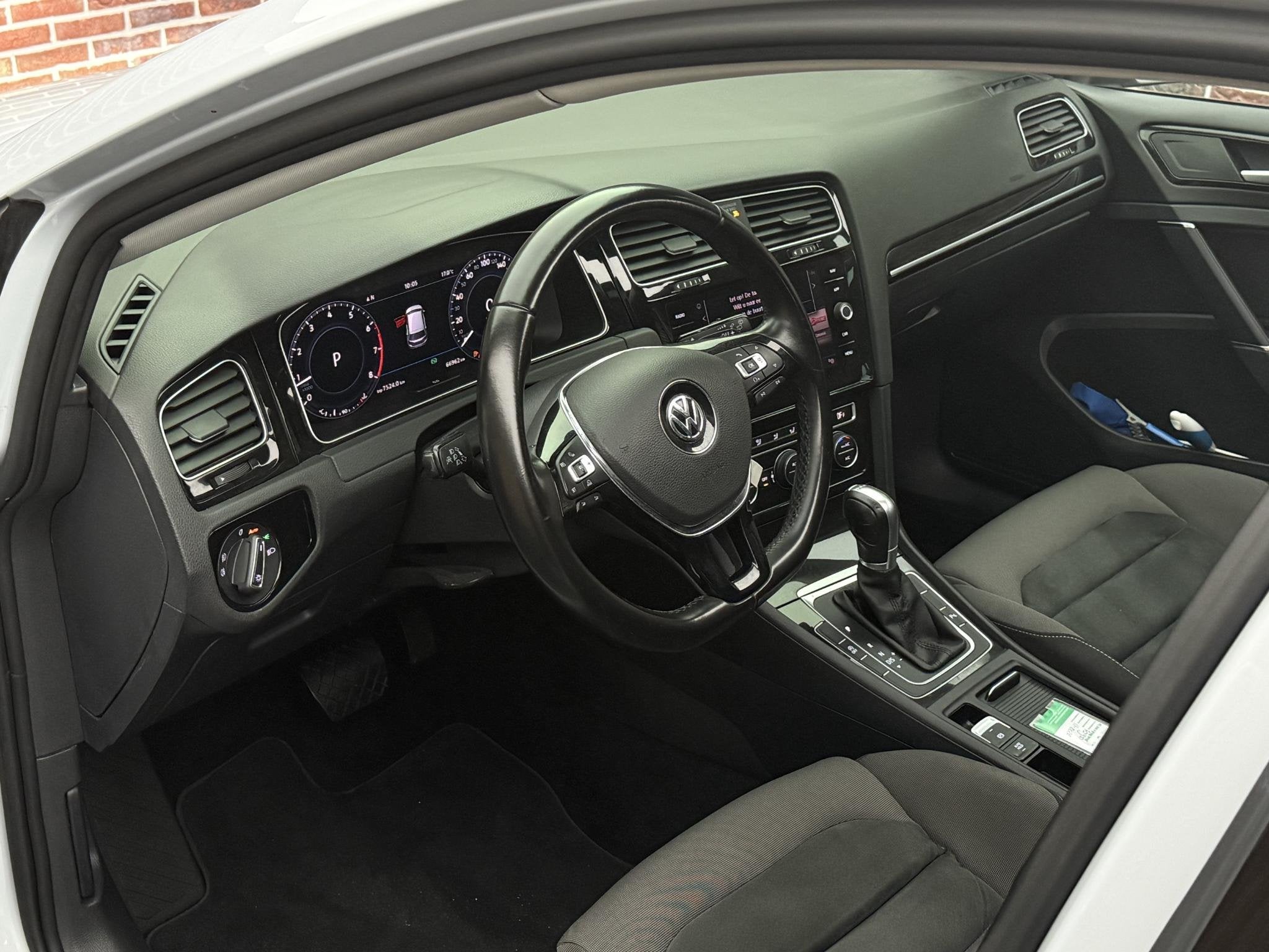 Volkswagen Golf 1.4 TSI Highline Pano, Virtueel Dash, Stoelv, Auto's, Gebruikt, 4 cilinders, 150 pk, Wit
