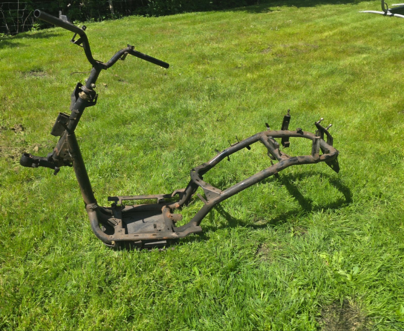 2 scooterframes btc riva en agm vx50, Fietsen en Brommers, Brommeronderdelen | Snorfietsen, Gebruikt, Overige merken, Ophalen
