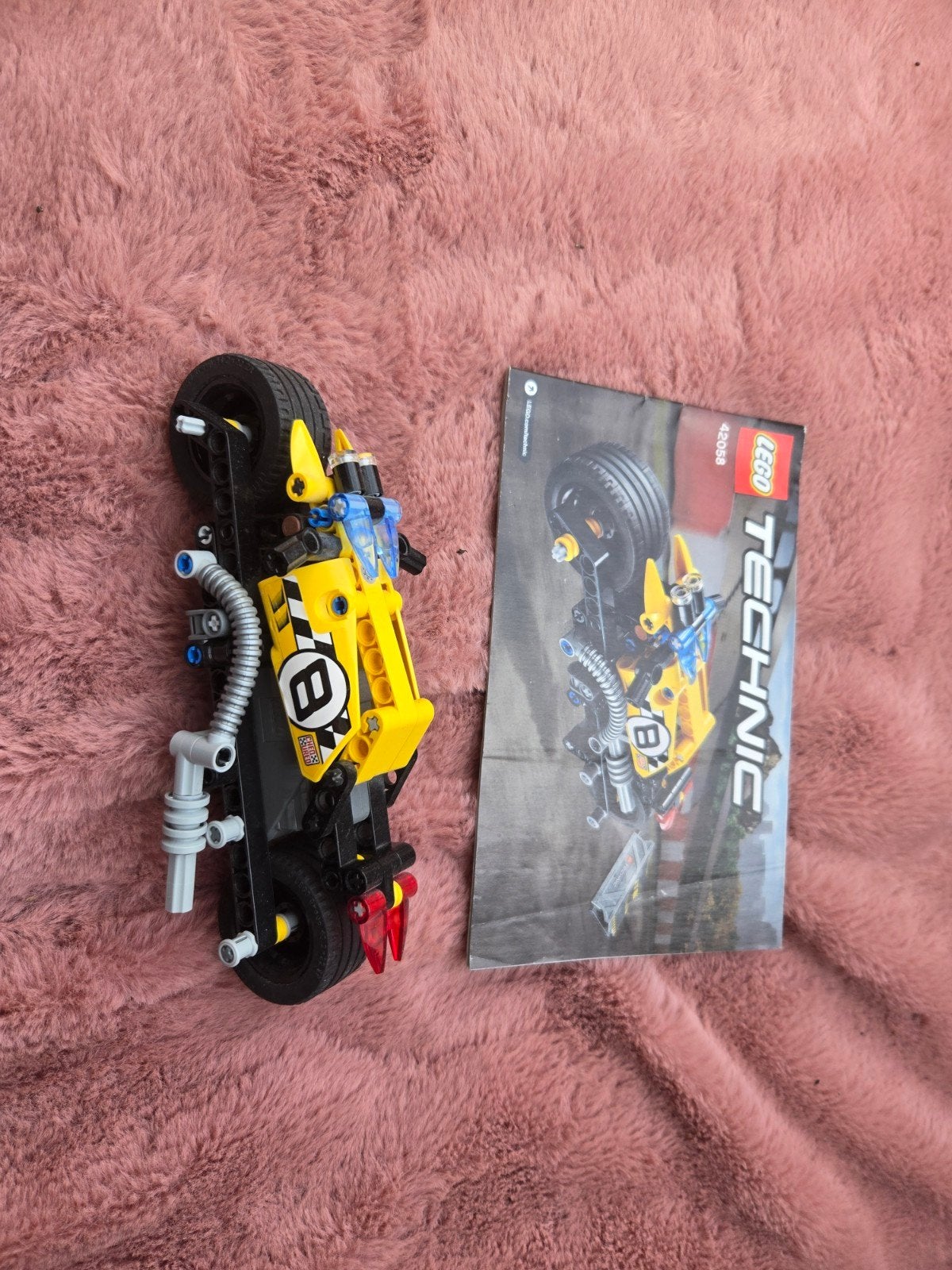 LEGO Technic Stuntmotor 42058 met handleiding, Ophalen of Verzenden, Zo goed als nieuw, Overige merken