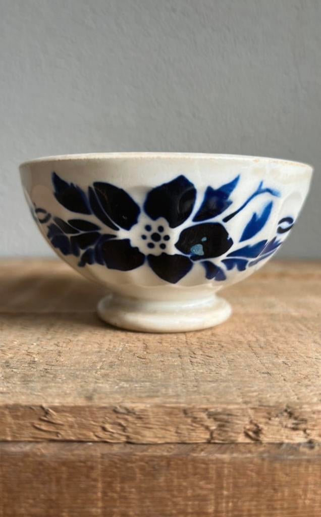 Frans blauw / witte spoelkom bloem, Ophalen of Verzenden