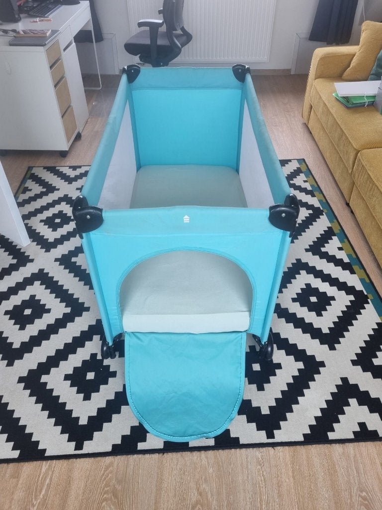 Babywieg met wielen inclusief matras, Kinderen en Baby's, Babywiegjes en Ledikanten, Ophalen, Zo goed als nieuw, Wieg