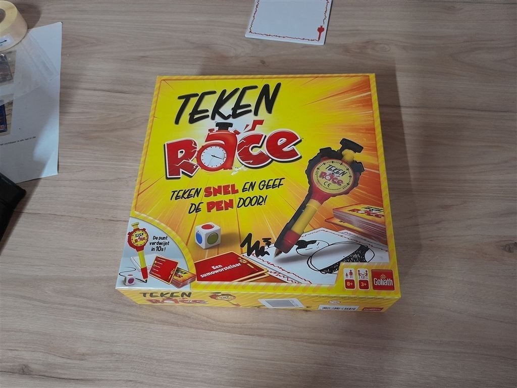 Teken race - s1988, Hobby en Vrije tijd, Gezelschapsspellen | Bordspellen, Verzenden, Zo goed als nieuw