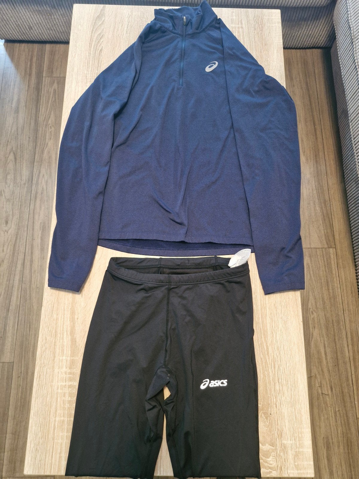 Asics sportkleding maat M - Hardloopset, Kleding | Heren, Ophalen of Verzenden, Hardlopen of Fietsen, Gedragen, Asics