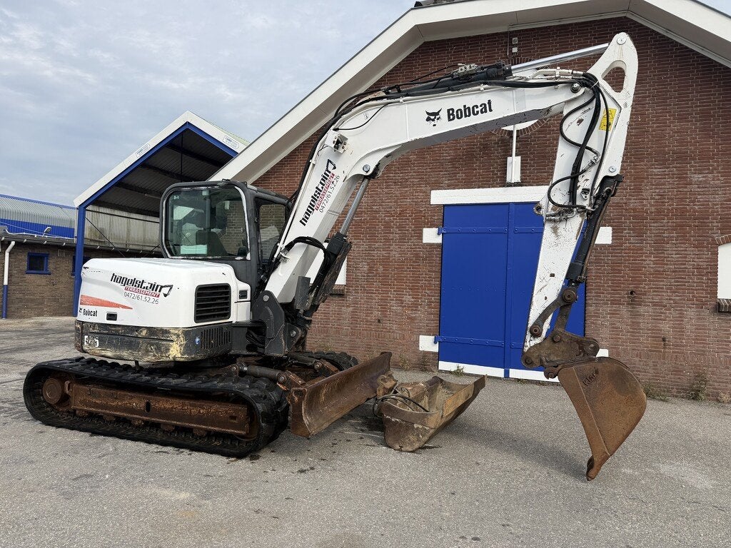 Bobcat E85. *Airco*, Doosan Bob, Communications.emea@doosan.com, U Kodetky 1810
26301  Dobris, Graafmachine