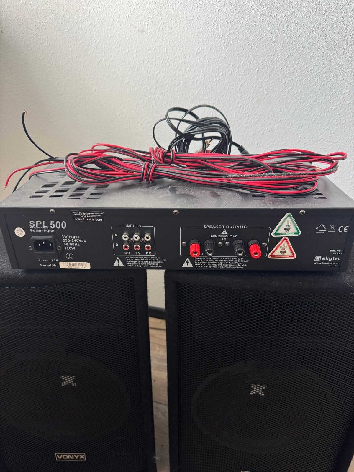 Skytec SPL 500 Versterker met Vonyx Speakers, Overige merken, Gebruikt, Ophalen of Verzenden, 120 watt of meer