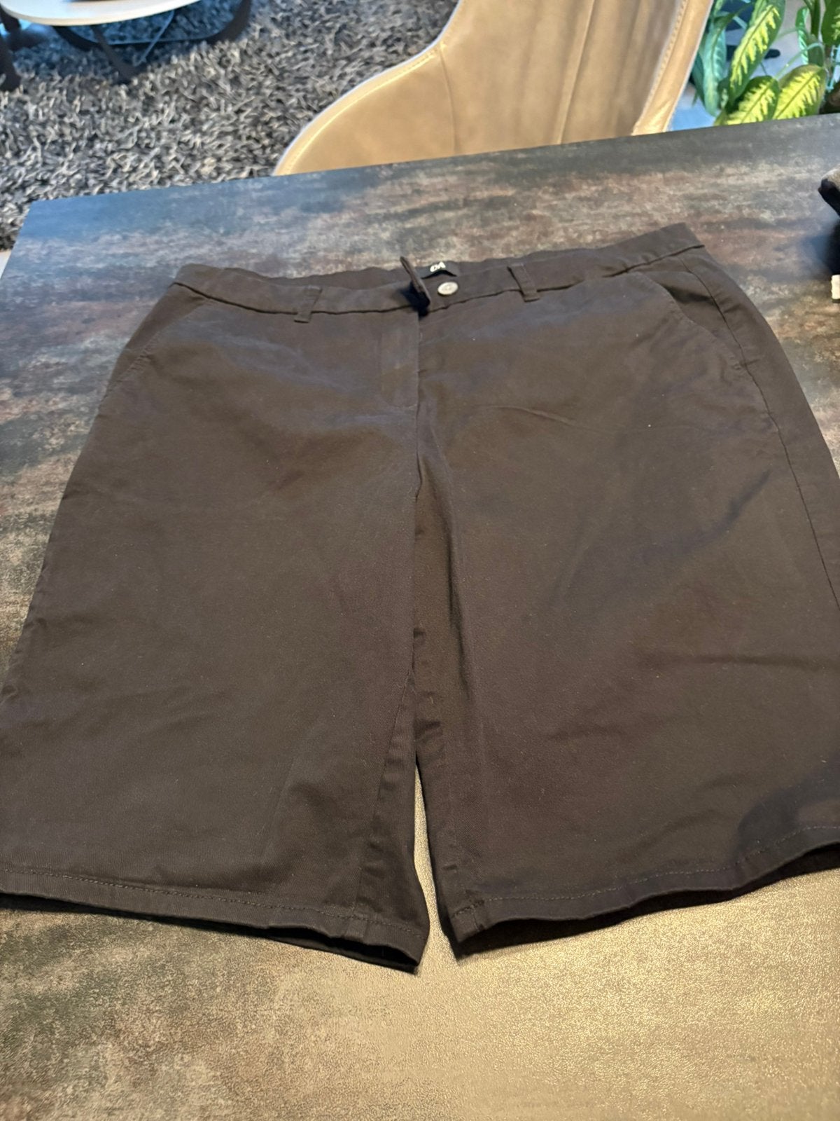 Korte  broek  maat 48, Kleding | Dames, Ophalen of Verzenden, Zo goed als nieuw, Blauw, Broek of Spijkerbroek