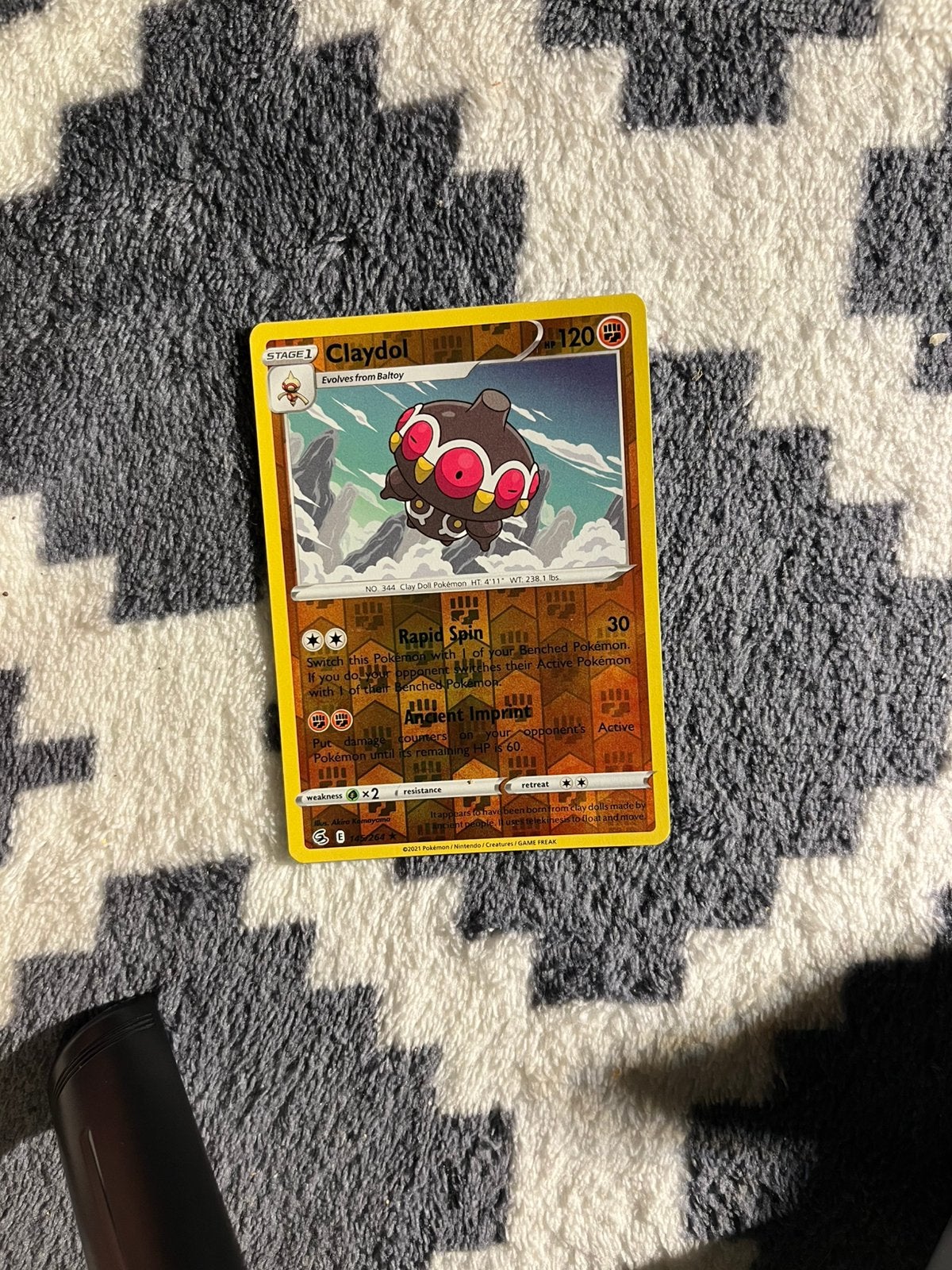 Claydol 145/264 Holo Pokémon kaart - Goede staat, Ophalen of Verzenden, Zo goed als nieuw, Losse kaart, Foil