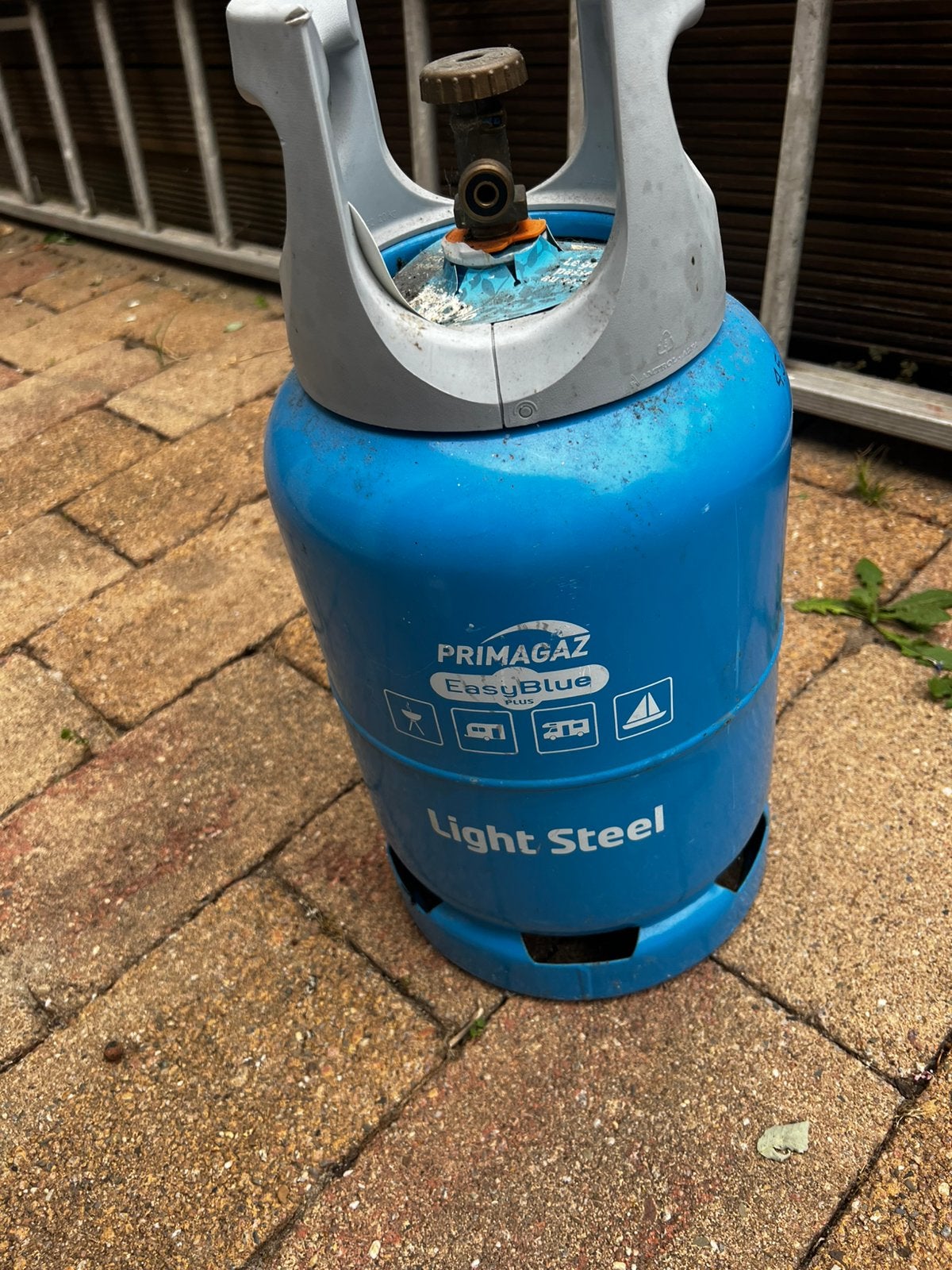 Gasfles, Ophalen, Zo goed als nieuw