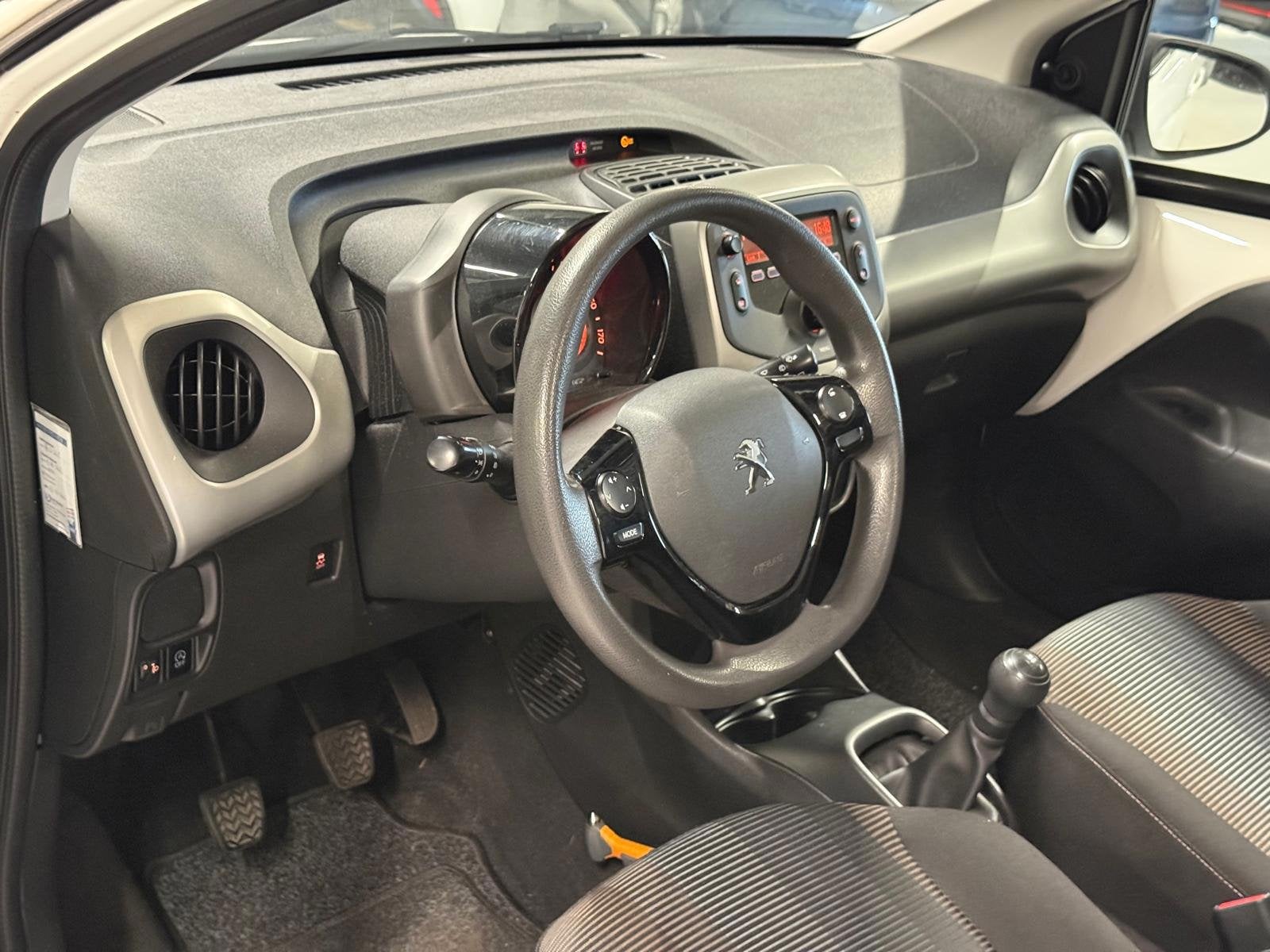 Peugeot 108 1.0 Active Airco| Cabrio dak Nette auto!, Auto's, Voorwielaandrijving, Euro 5, Gebruikt, 4 stoelen
