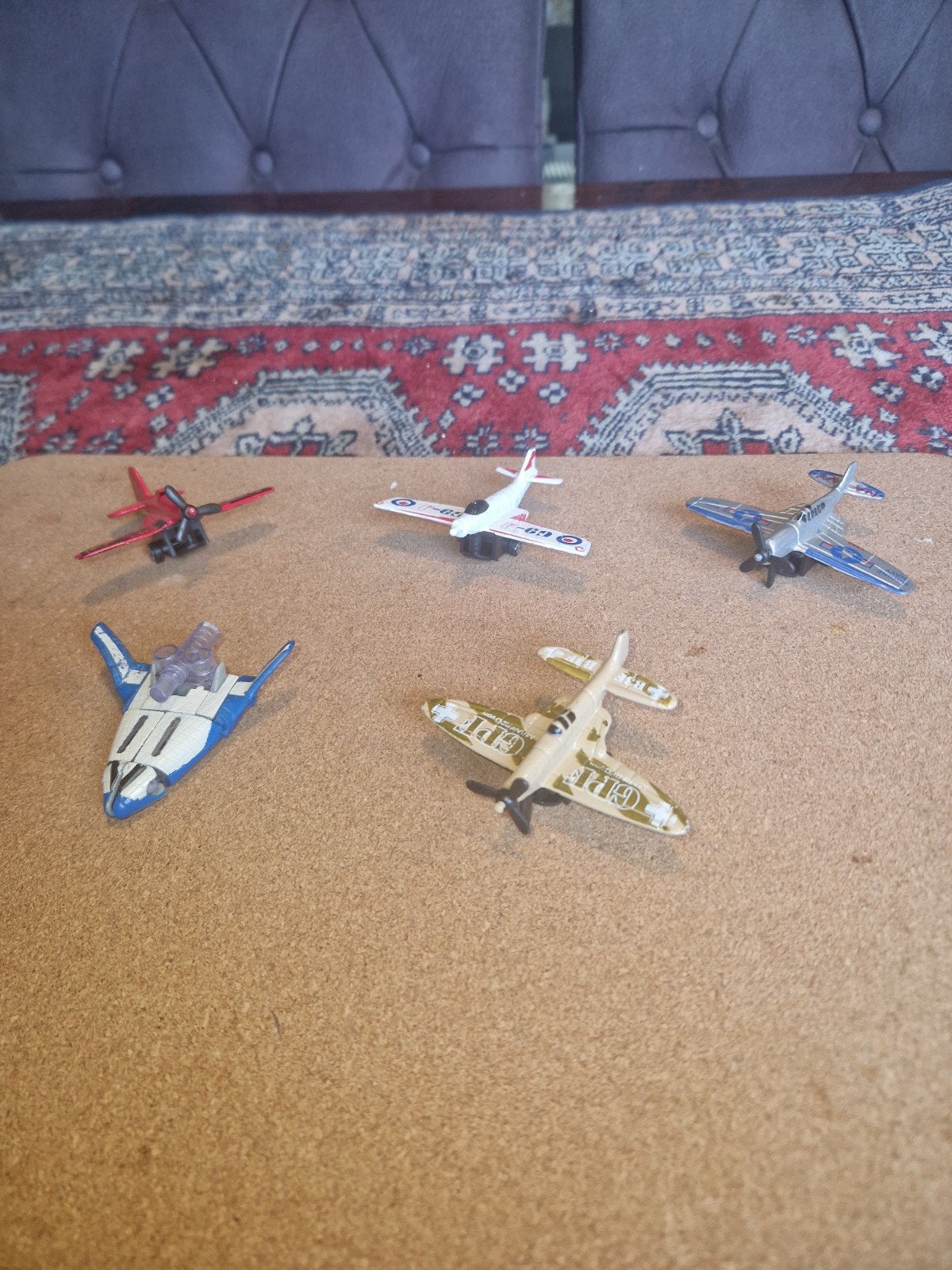 5 miniatuur metalen gevechtsvliegtuigjes in goede staat, Ophalen of Verzenden, 1:72 tot 1:144, Overige merken