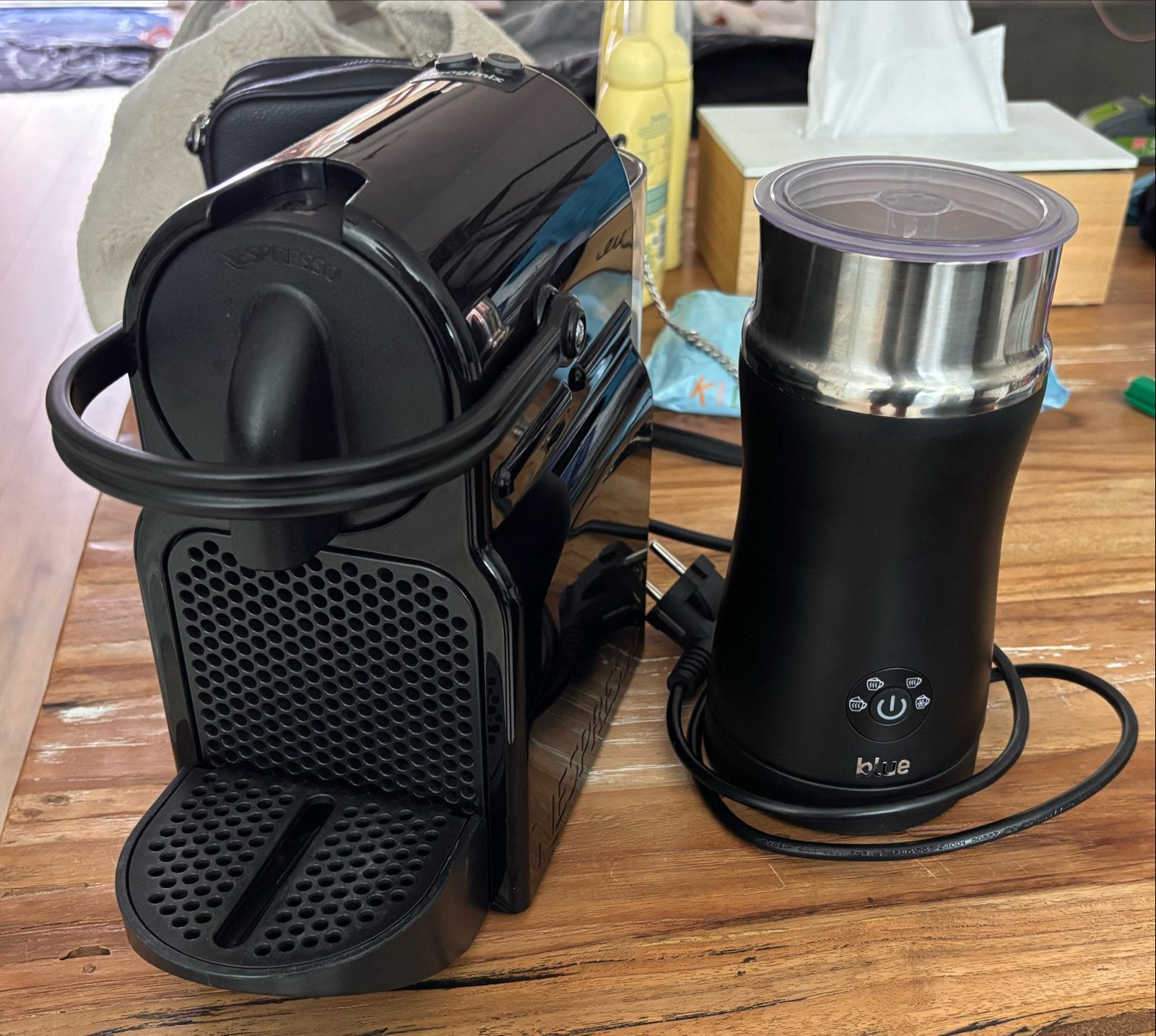 Nespresso Magimix Inissia met Melkopschuimer, Witgoed en Apparatuur, Koffiezetapparaten, Ophalen, Espresso apparaat, Zo goed als nieuw