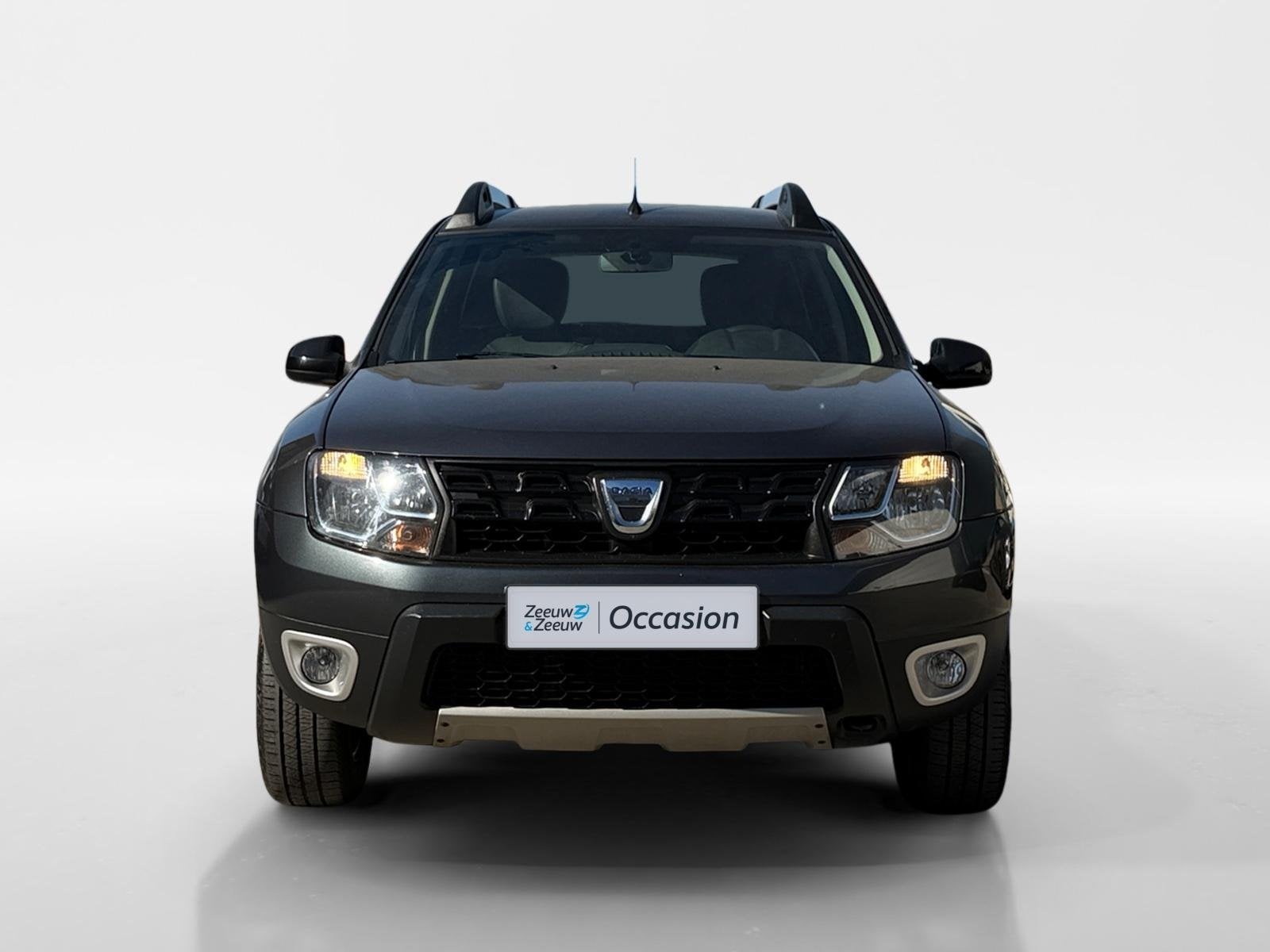 Dacia Duster 1.2 TCe Black Shadow | Trekhaak | Navigatie | B, Auto's, Voorwielaandrijving, 12 maanden, 125 pk, Gebruikt