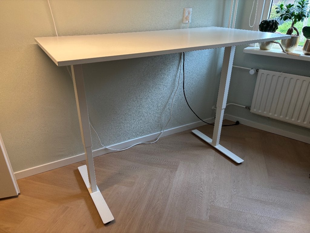 Zit/sta bureau IKEA TROTTEN 120x70 cm, Huis en Inrichting, Bureaus, Ophalen, Zit-sta bureau, 120 cm, Scandinavisch