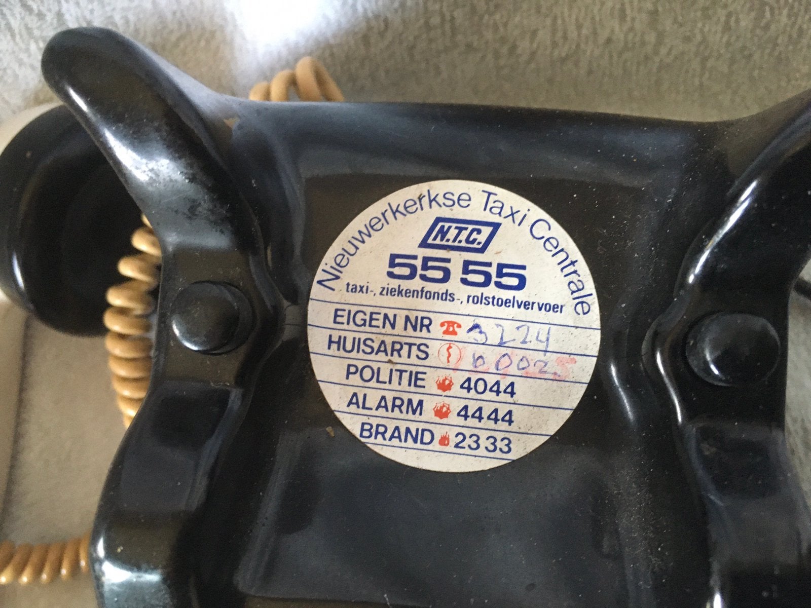 Ying Yang bakelieten PTT telefoon jaren vijftig., Telecommunicatie, Ophalen of Verzenden, Gebruikt, Bakeliet
