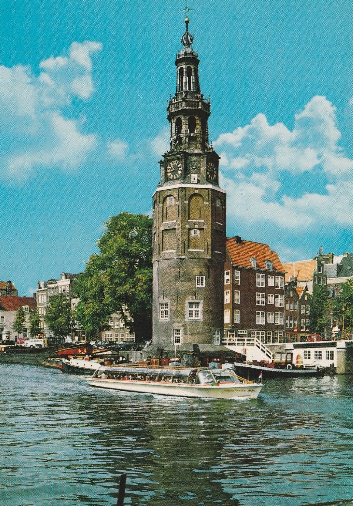 AMSTERDAM Montelbaanstoren met Rondvaartboot, Verzamelen, Verzenden, 1960 tot 1980, Ongelopen, Noord-Holland