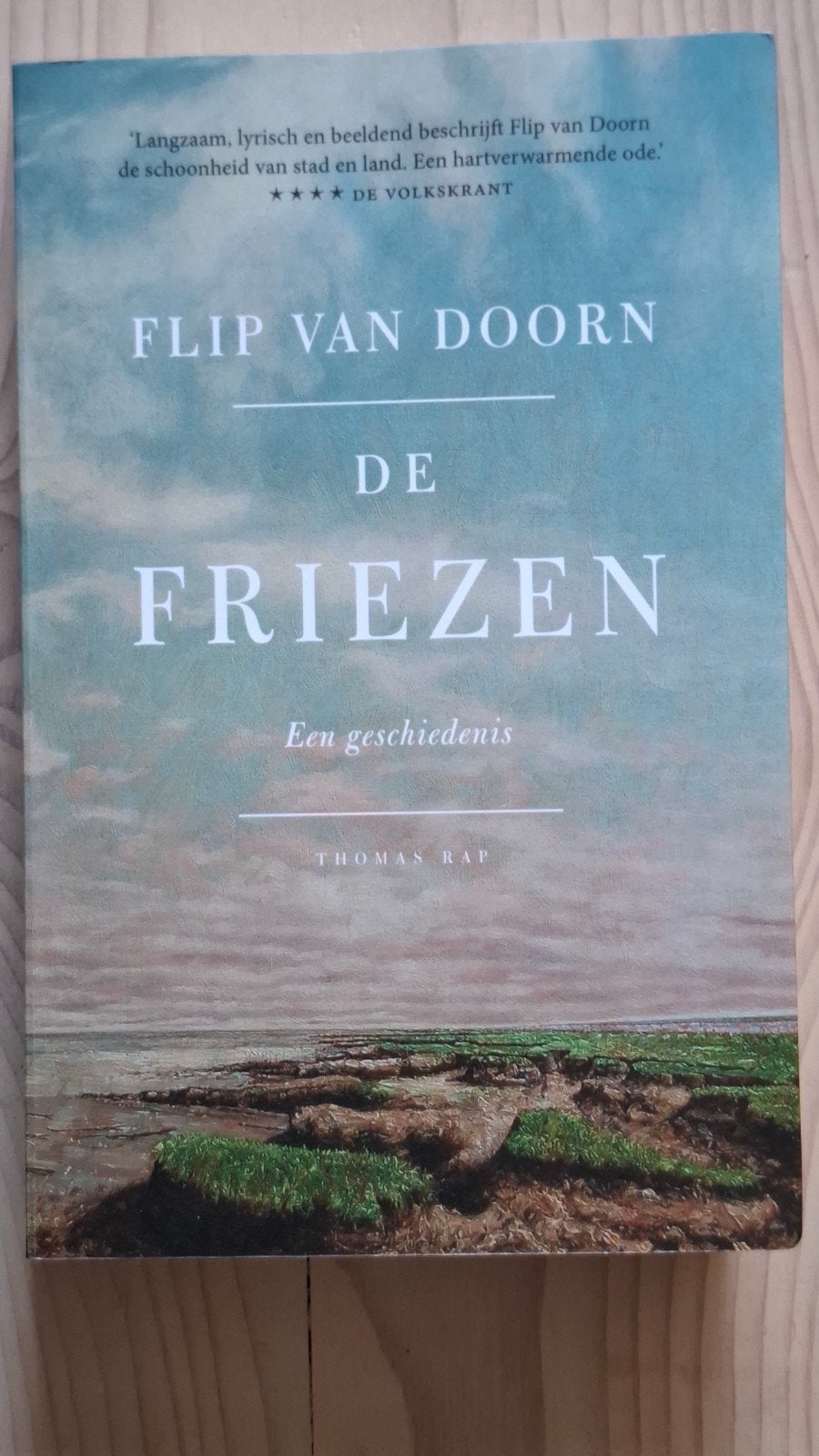 De Friezen - Een geschiedenis door Flip van Doorn, Ophalen of Verzenden, 20e eeuw of later, Zo goed als nieuw, Flip van Doorn
