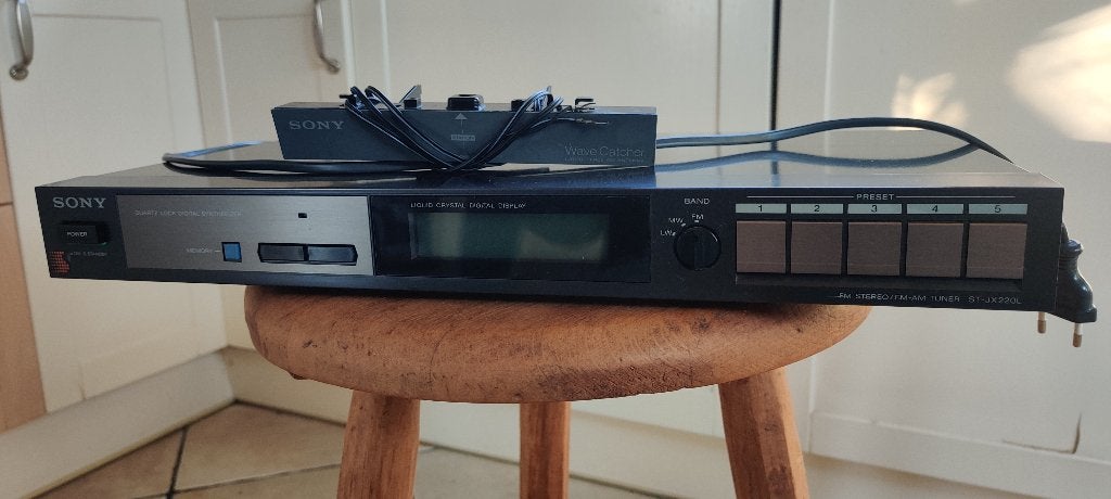 Sony TUNER  ST JX 220L  in zeer nette staat MET SONY antenne, Ophalen of Verzenden, Gebruikt