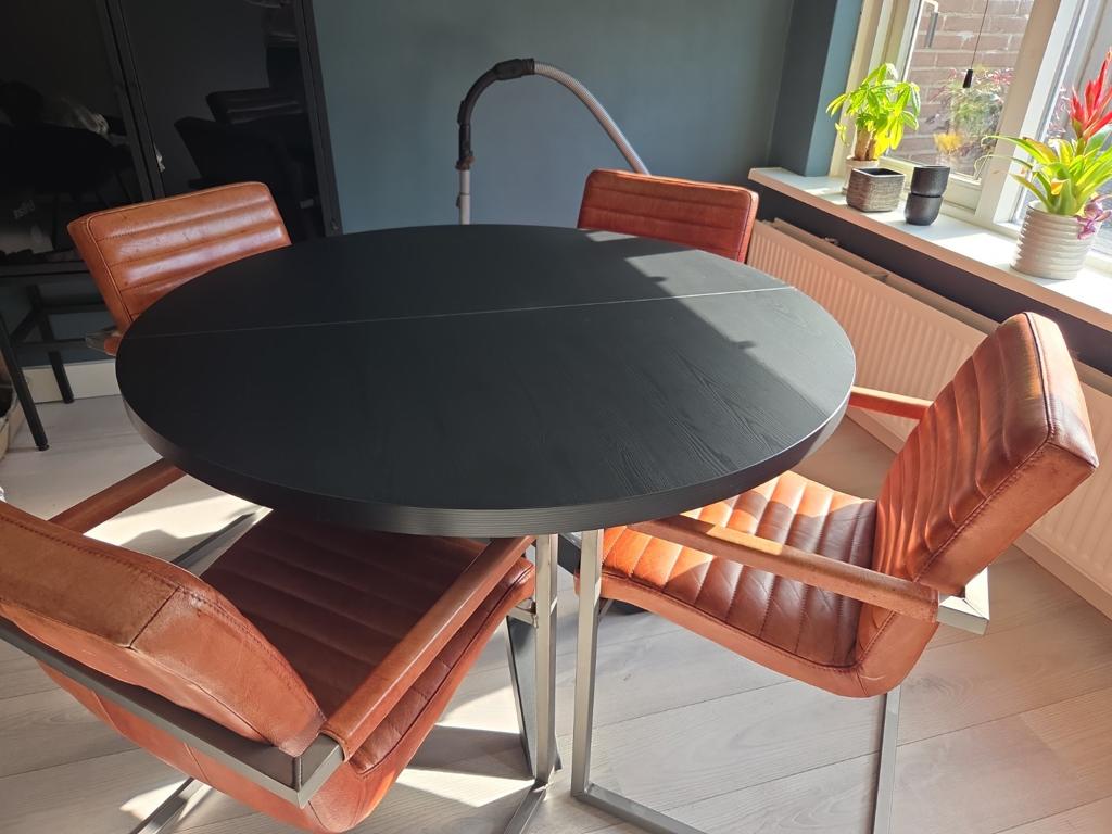 4 Luxe leren eetkamerstoelen cognac – industrieel RVS design, Ophalen, Zo goed als nieuw