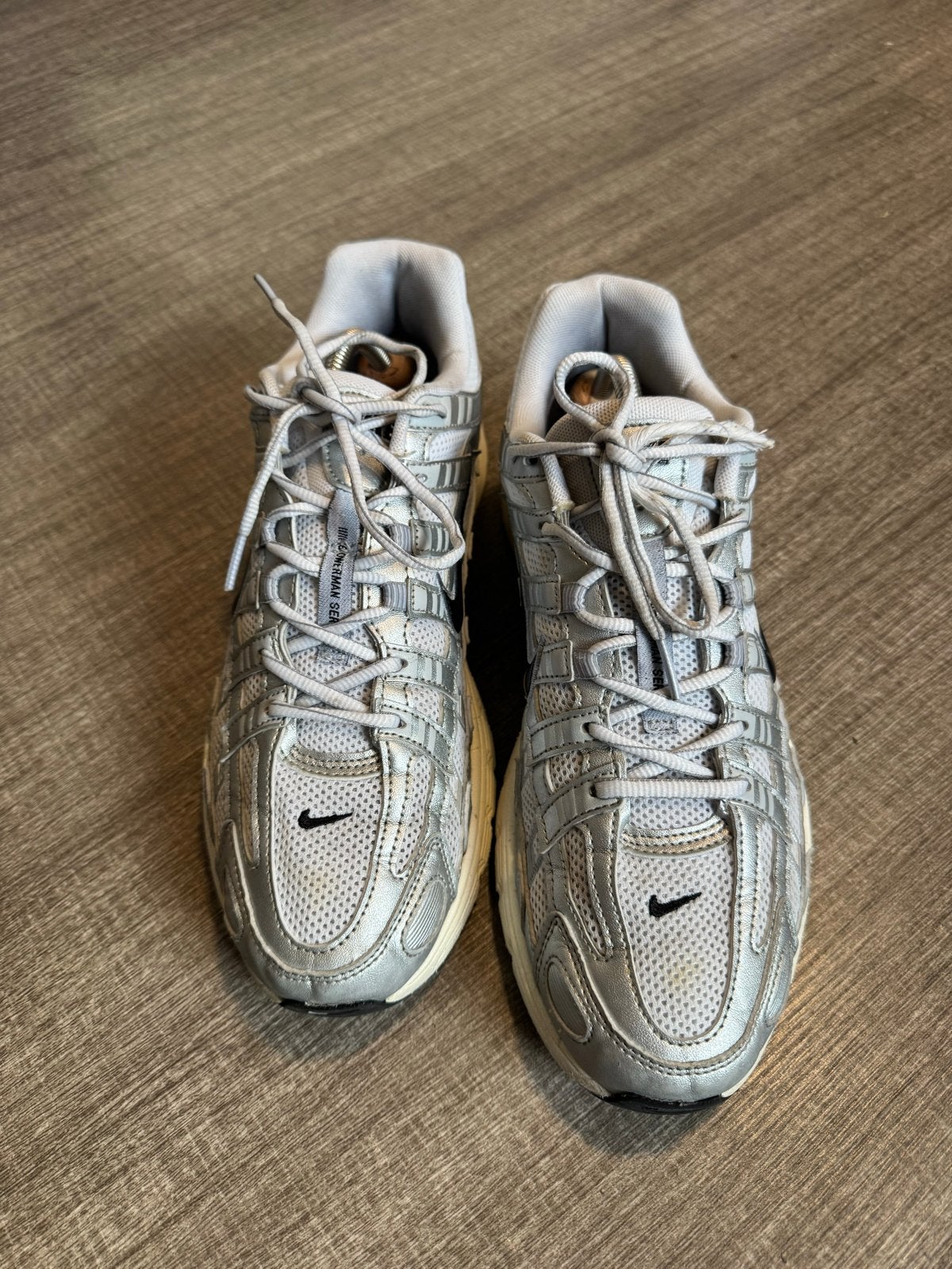 Nike P-6000 sneakers zilver - Maat 44.5, Ophalen of Verzenden, Gedragen, Overige kleuren, Sneakers of Gympen