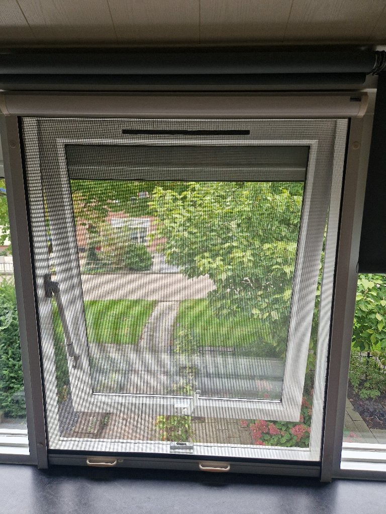 Raam hor, Ophalen, Kunststof, Gebruikt, 80 tot 100 cm
