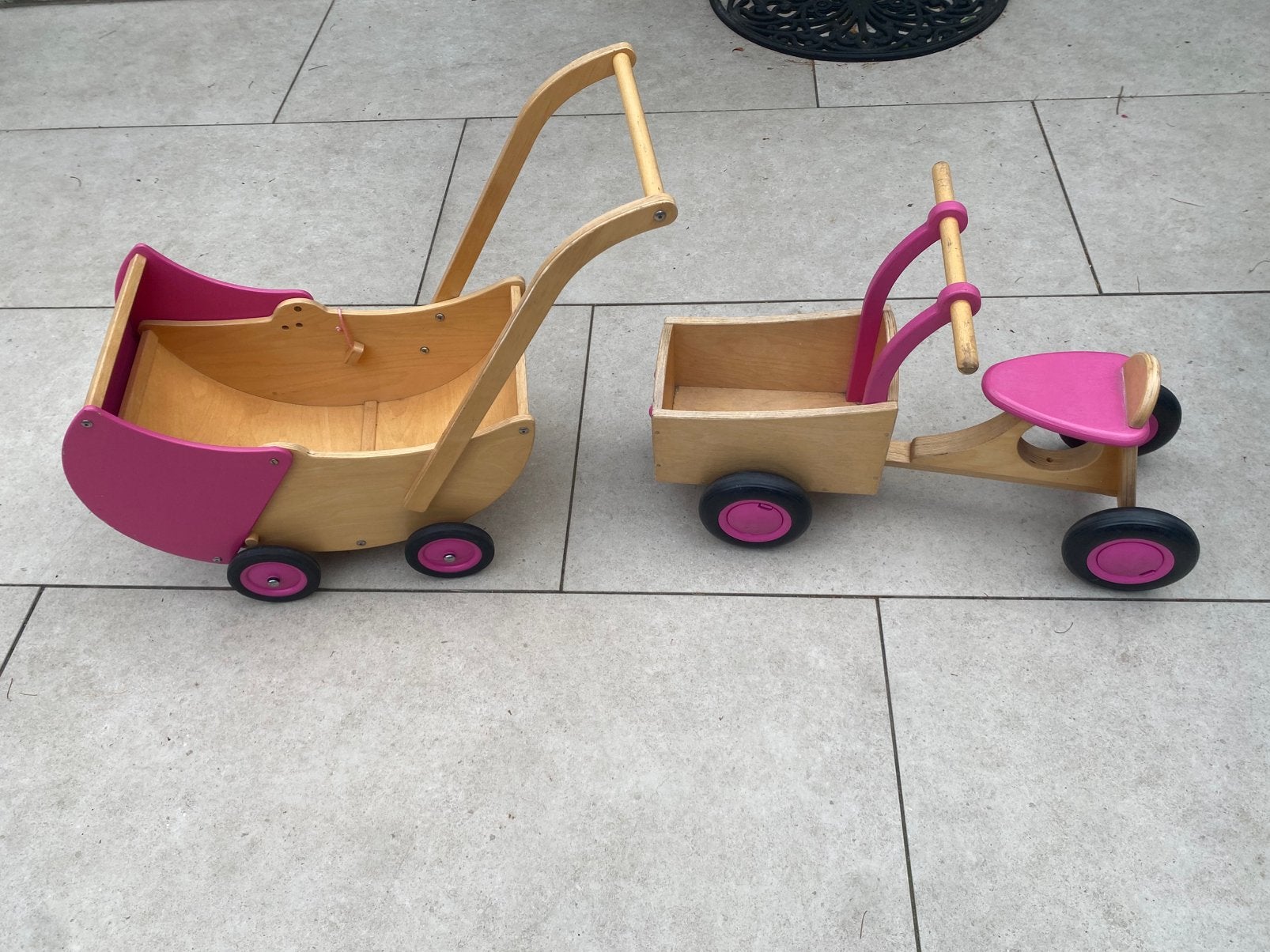 Set roze poppenwagen en roze loopbakfiets Van Dijk toys, Kinderen en Baby's, Ophalen, Gebruikt, Overige typen