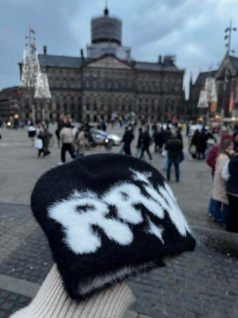 Trending Beanie – [Zwart] – €5, Ophalen of Verzenden, Nieuw, Overige maten, Muts