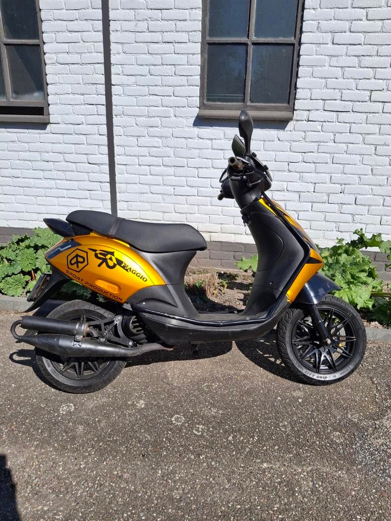 Piaggio Zip 2t 70cc | 2014, Fietsen en Brommers, Overige Fietsen en Brommers, Ophalen