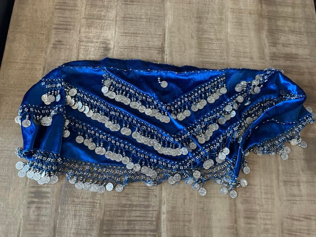 Blauw fluwelen buikdans heupdoek met munten, Ophalen of Verzenden, Zo goed als nieuw, Accessoires