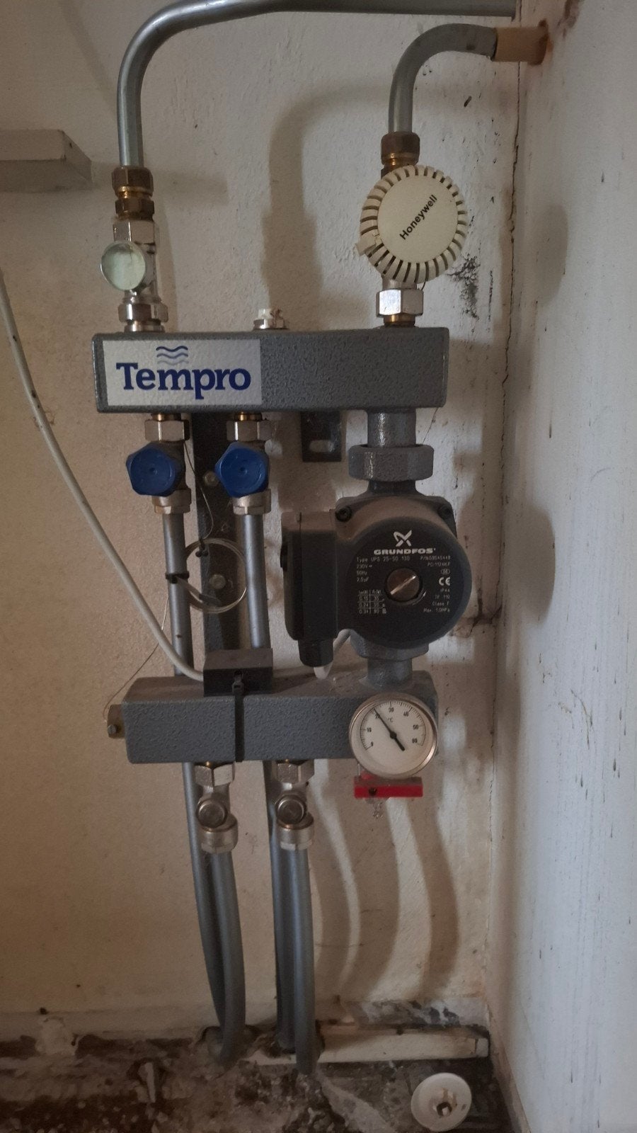 Tempro vloerverwarming verdeler 2 groepen, Gebruikt, Minder dan 30 cm, Overige typen, Minder dan 60 cm