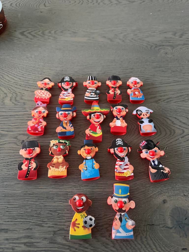 Efteling Carnaval Festival Poppetjes, Verzamelen, Efteling, Zo goed als nieuw, Ophalen of Verzenden