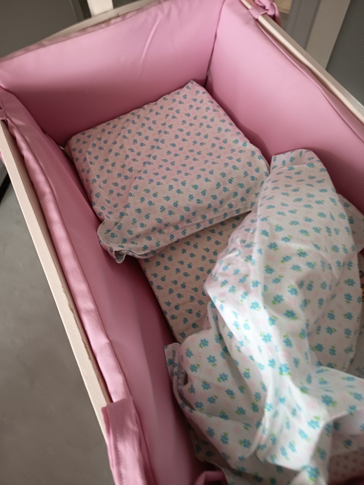 mooi oud schommel poppen wiegje, Kinderen en Baby's, Speelgoed | Poppen, Ophalen of Verzenden, Babypop