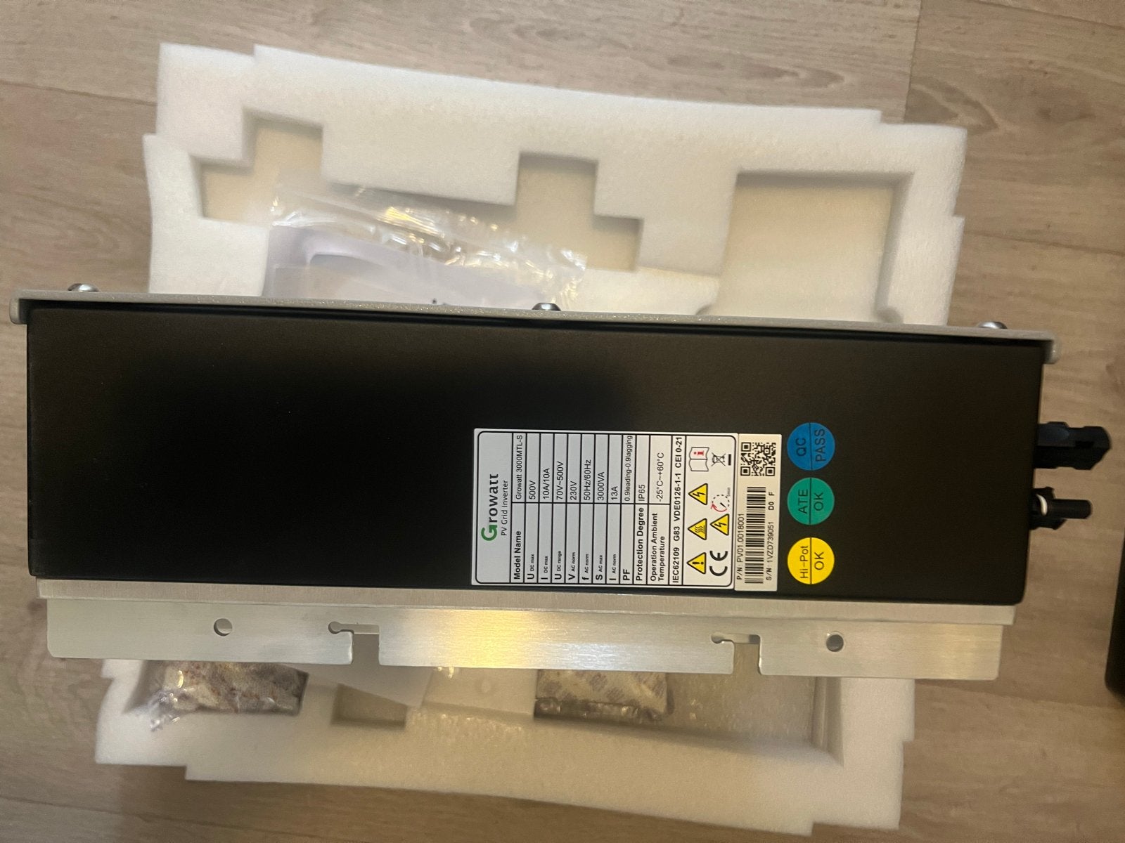 Growatt 3000MTL-S omvormer zonnepanelen + WiFi module, Ophalen, Gebruikt
