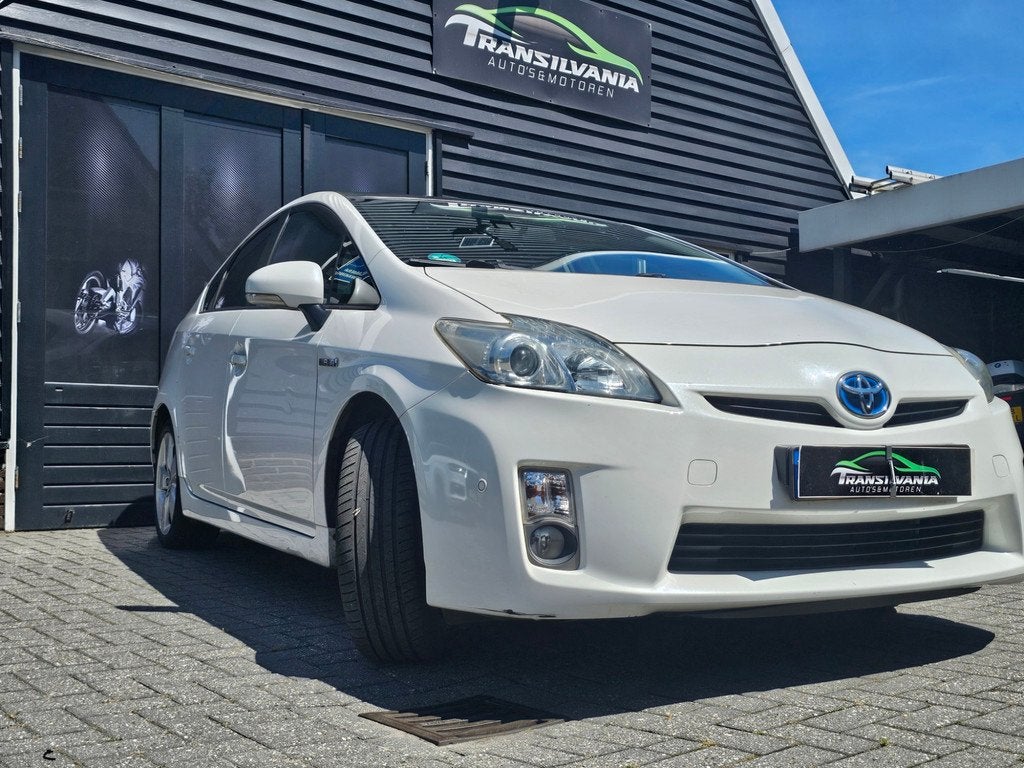 Toyota Prius 1.8 Comfort, Auto's, Gebruikt, 4 cilinders, Wit, Bedrijf