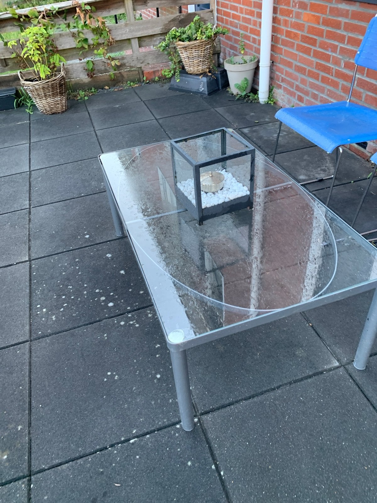 Glazen tuintafel met metalen onderstel, Ophalen of Verzenden, Gebruikt, Rechthoekig, Metaal