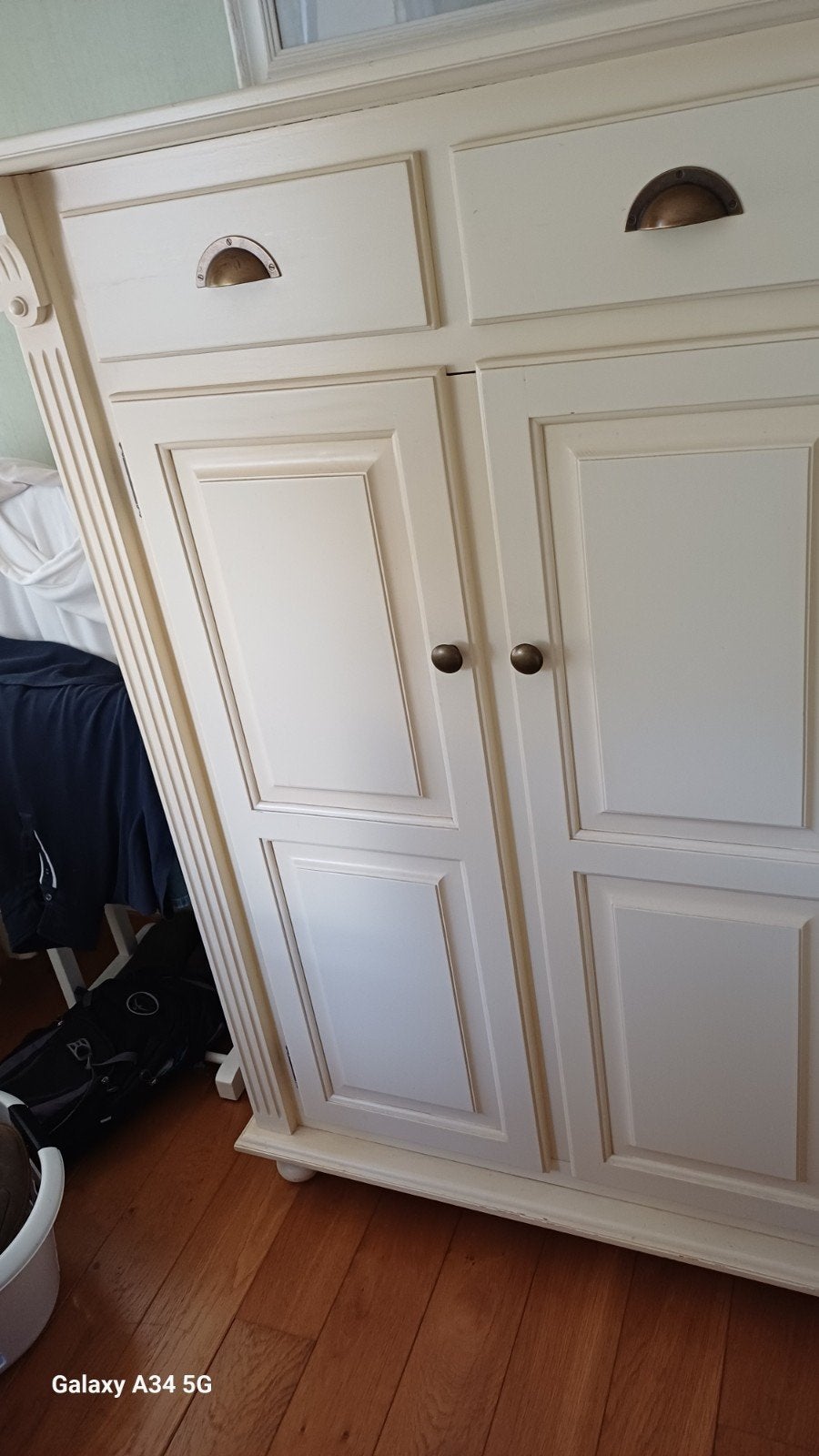 crème kleurige kast. babykamer, Huis en Inrichting, Ophalen, 170 cm of meer