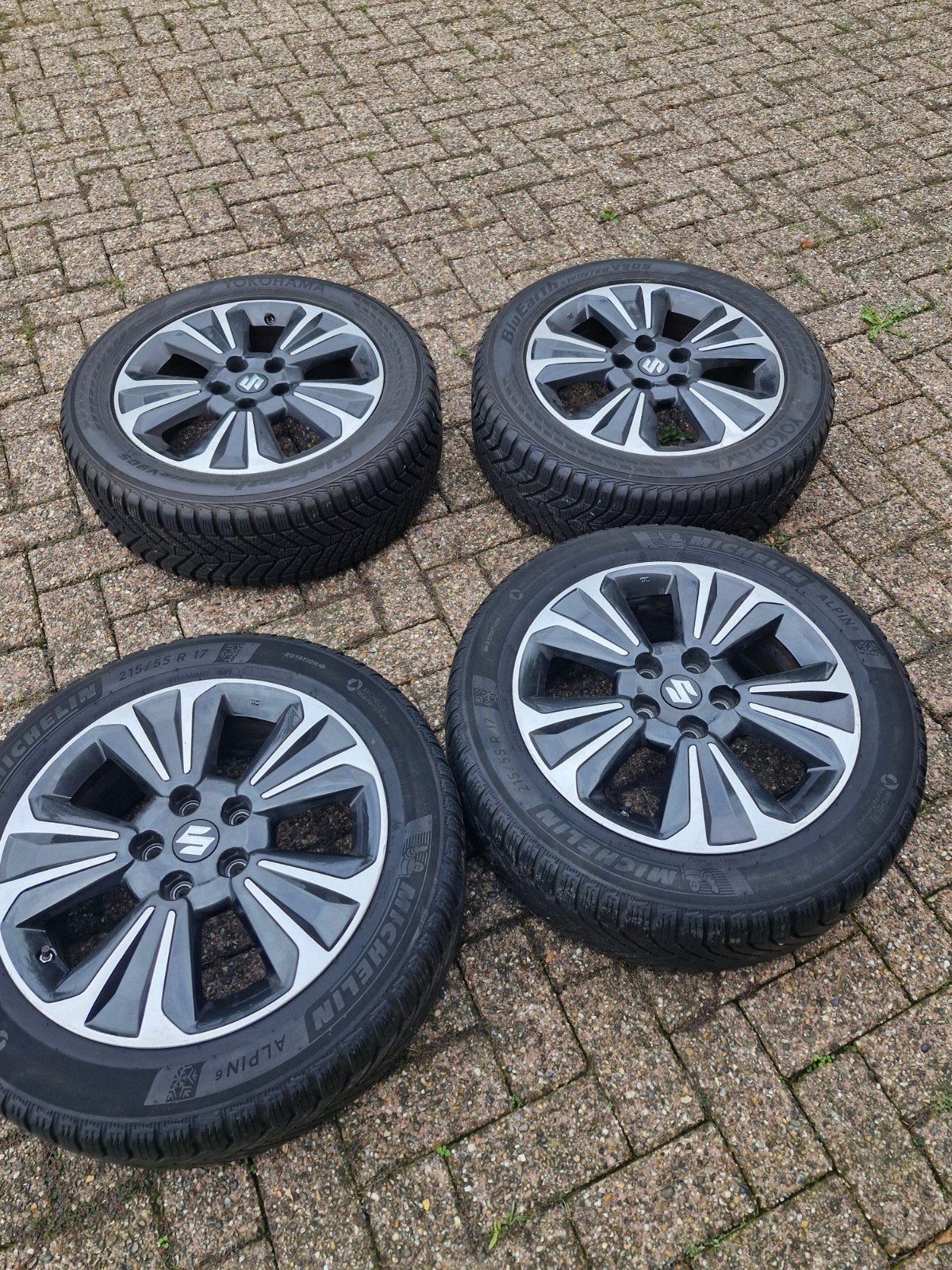 Suzuki Vitara S-Cross 17 inch winterbanden met velgen, Ophalen, Banden en Velgen, 17 inch, Winterbanden