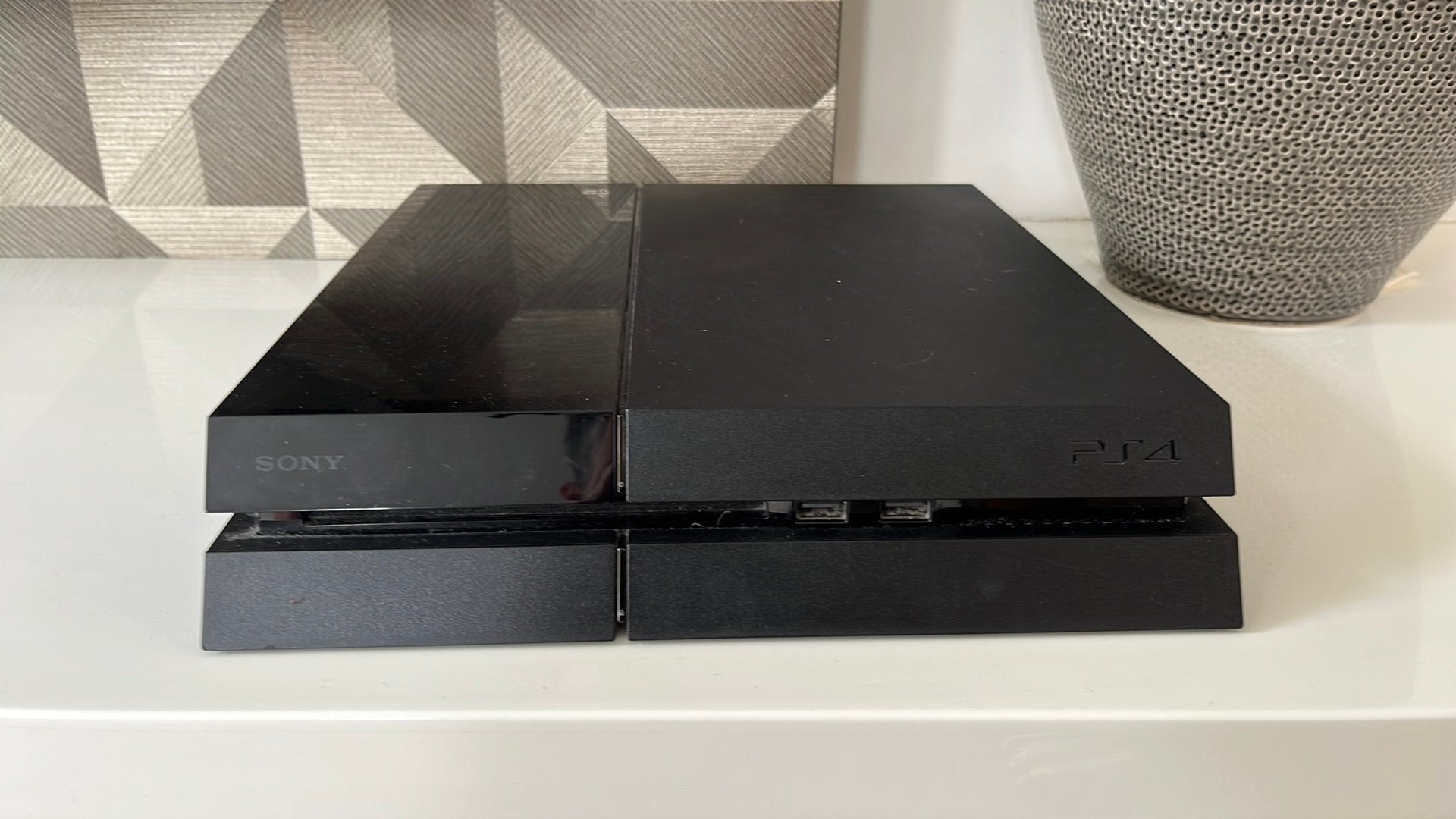 PlayStation 4 + 2 controllers + 15 games, Ophalen, Gebruikt