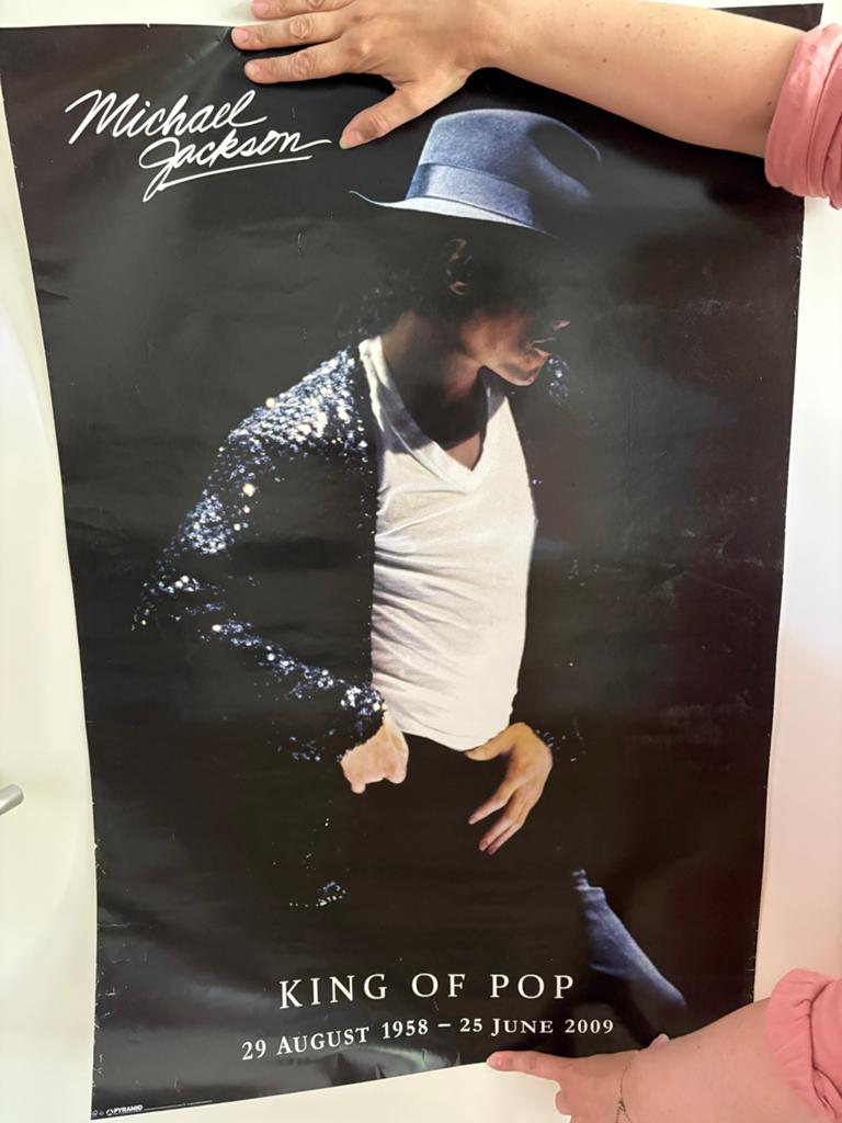 Michael Jackson 'King of Pop' Poster, Verzamelen, Ophalen, A1 t/m A3, Muziek, Rechthoekig Staand