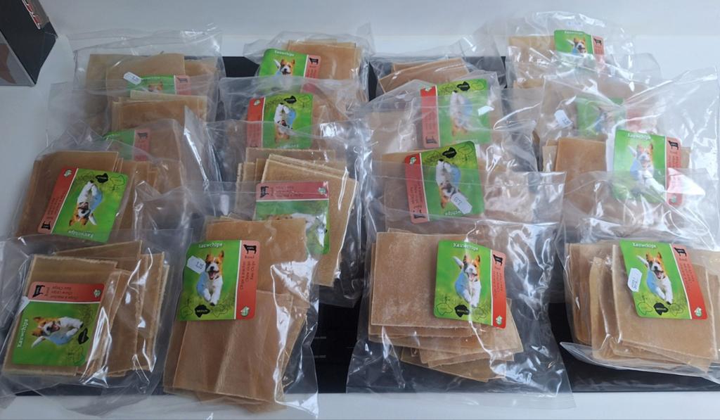 17 Verpakkingen kauwblaadjes voor de hond, Dieren en Toebehoren, Dierenvoeding, Ophalen of Verzenden, Hond