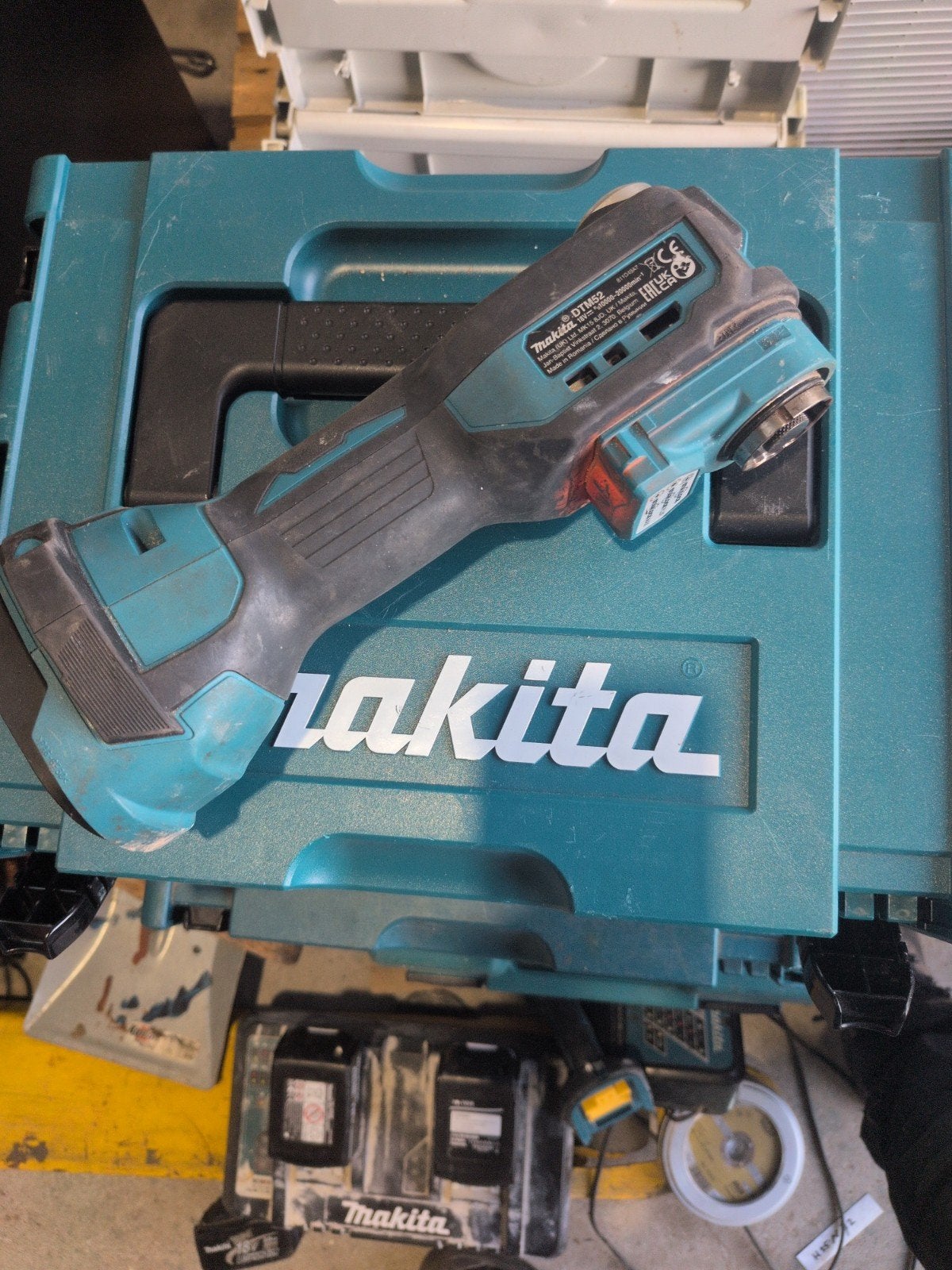 Makita DTM52 Multitool 18V Starlock Max - Gebruikt, Ophalen of Verzenden