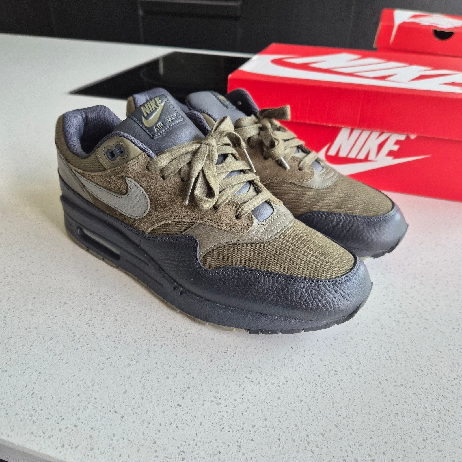 Nike Air max one 1 Dark Stucco 2017 44,5 44.5 10.5 Rare, Kleding | Heren, Schoenen, Nike air max, Overige kleuren, Ophalen of Verzenden
