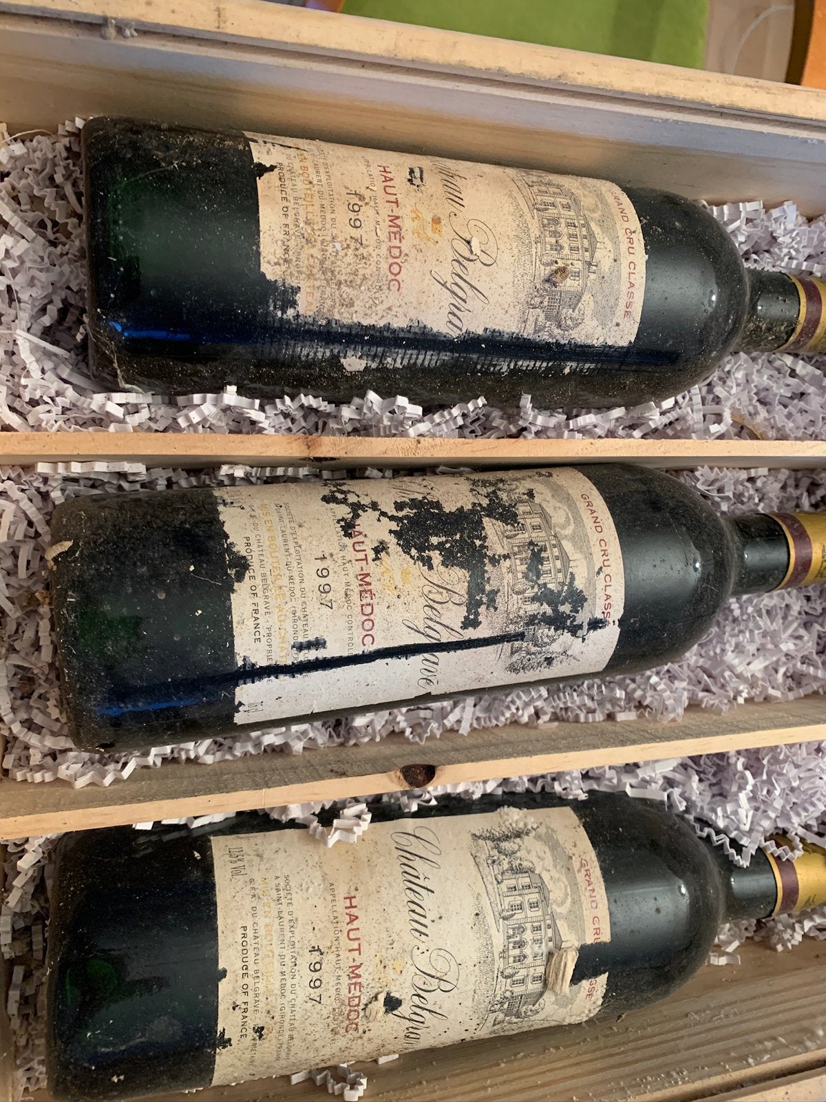 Doosje rode wijn 1997 Haut Medoc Chateau Belgrave, Frankrijk, Ophalen of Verzenden, Zo goed als nieuw, Rode wijn