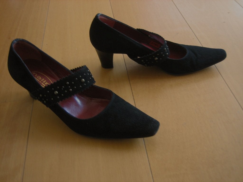 Chique Italiaanse zwart suede pumps NALINI 38 snazzeys, Nalini, Pumps, Zwart, Ophalen of Verzenden