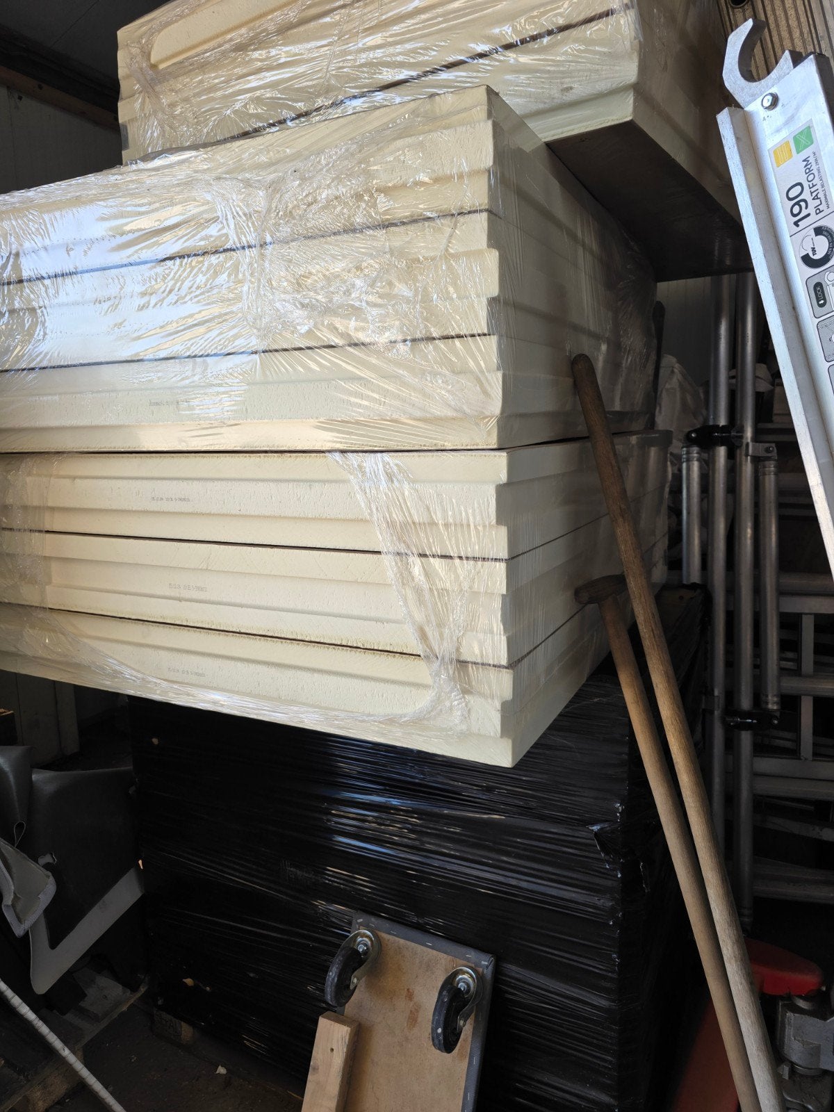 Isolatie pir 130 mm dik vloer dak spouw 1000x1200 mm, Doe-het-zelf en Verbouw, Isolatie en Afdichting, Ophalen, Nieuw, Hardschuim (Pir)