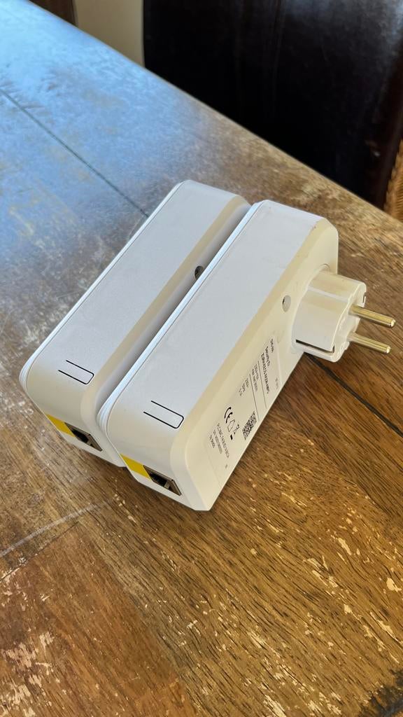 Devolo dLAN 650 duo Powerline Adapters (2 stuks), Computers en Software, Routers en Modems, Gebruikt, Router, Ophalen of Verzenden