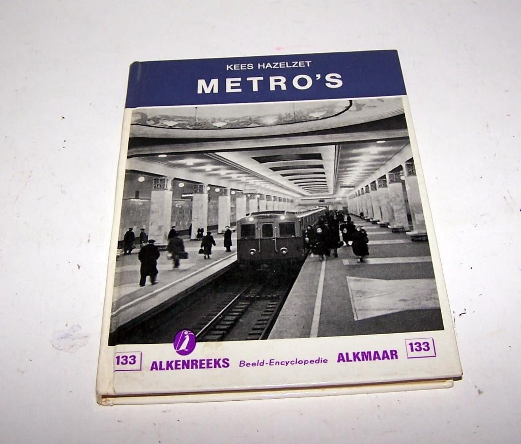 Vintage Alkenreeks 133 Metro's - Kees Hazelzet. Izgs, Verzamelen, Ophalen of Verzenden, Zo goed als nieuw, Bus of Metro, Boek of Tijdschrift