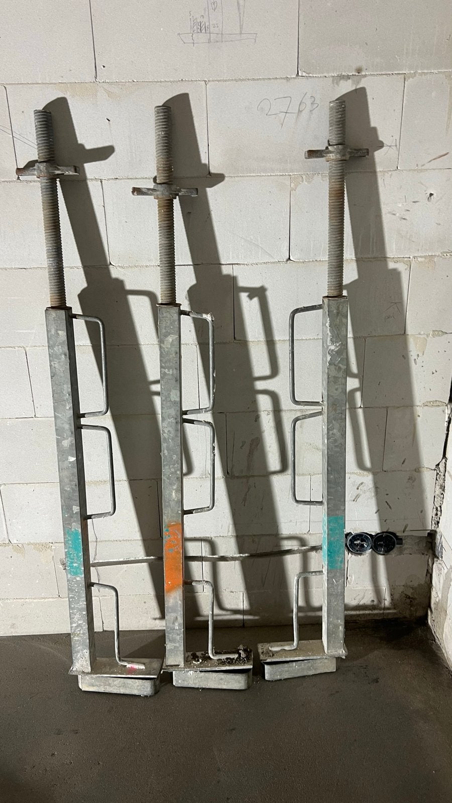 Leuningstaander met klem - Set van 3, Doe-het-zelf en Verbouw, Steigers, Gebruikt, Overige typen, Minder dan 2 meter, Ophalen of Verzenden