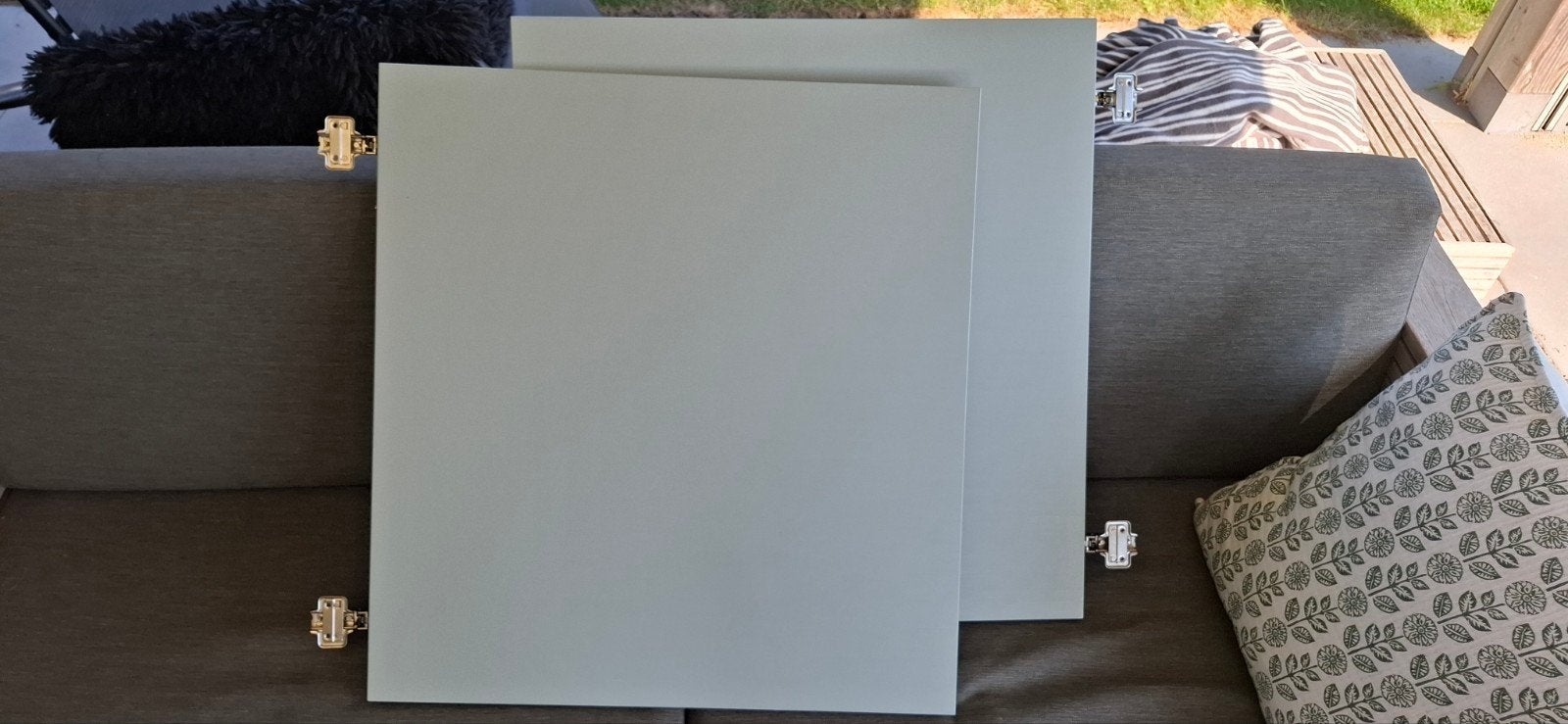 2x IKEA Besta deurtje, streepjes profiel, mint grijs, Ophalen of Verzenden, Zo goed als nieuw